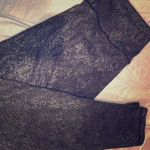 Victoria’s Secret sport tight